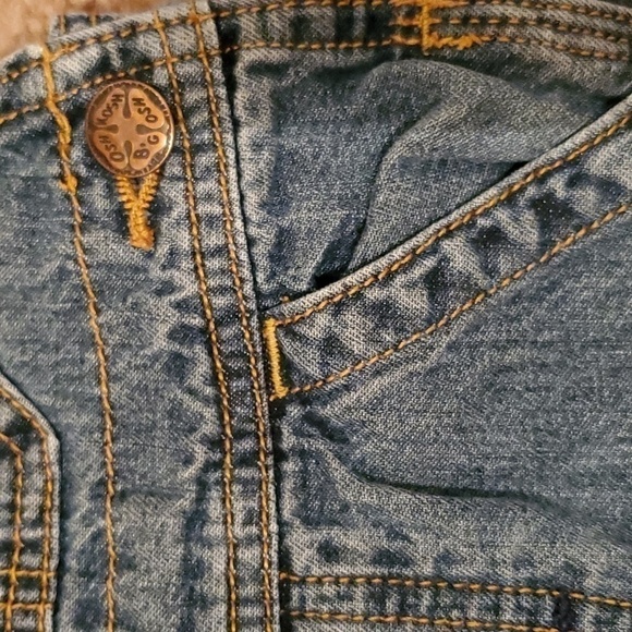 Vintage Oshkosh B'Gosh® Denim Overalls | Size 18 months | Snap legs | Vestbak - Picture 4 of 11